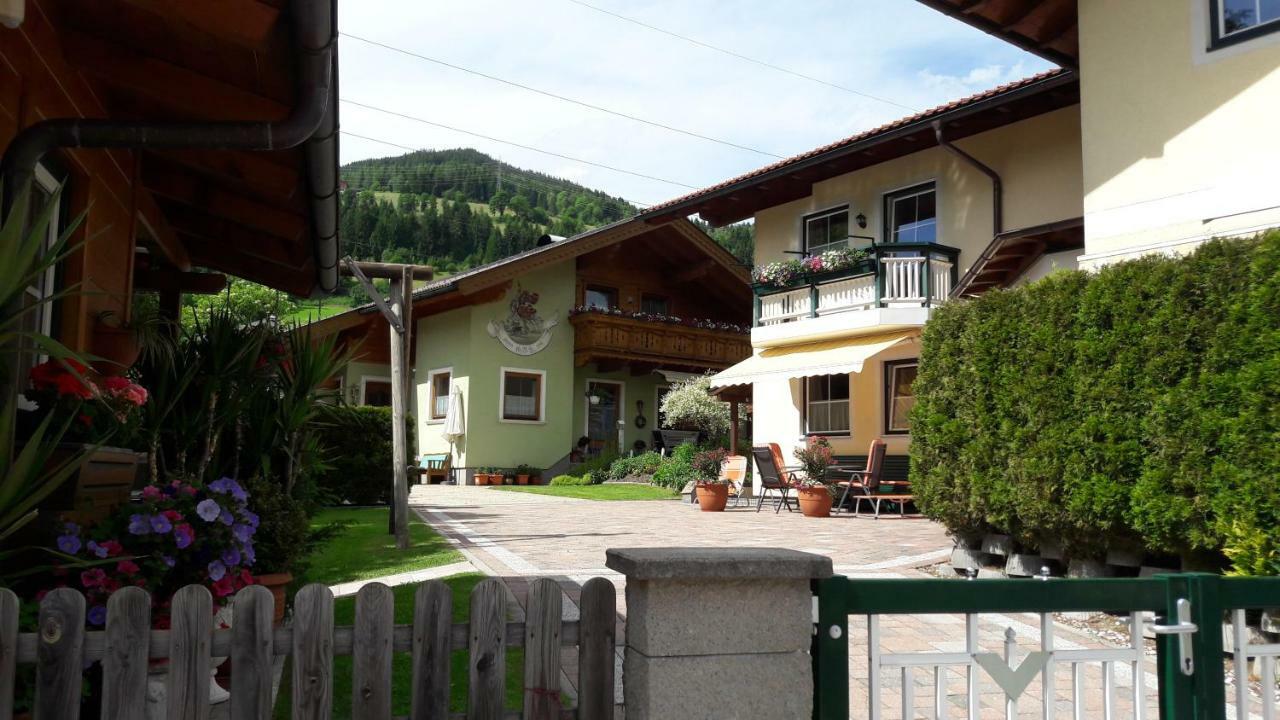 Appartements Romantika & Appartement Barbara วาไกรน์ ภายนอก รูปภาพ